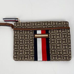 Tommy Hilfiger 6" Wristlet Purse - New